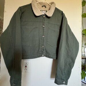 Size L /Stoosh Olive Jacket with Cream Sherpa Collar
